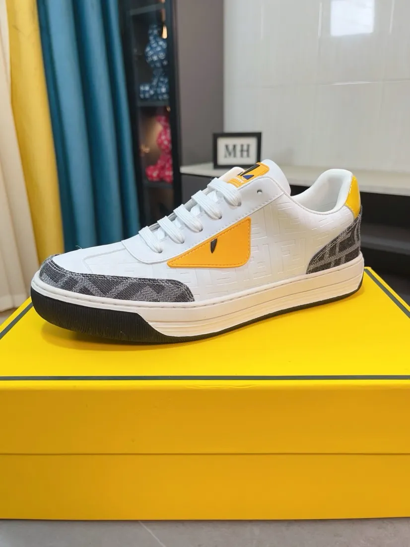 Men's Men's Shoes💰420🌹🌹[fendi] Fendi's classic and comfortable men's, this complex sneaker is made of soft calfskin➕genuine leather lining➕original ultra-light rubber material with rough outsole. This unique and light style is suitable for the casual and refined sensibility of this season. It is comfortable and natural on the feet. It is an everyday style for casual travel in autumn and winter! 38/44